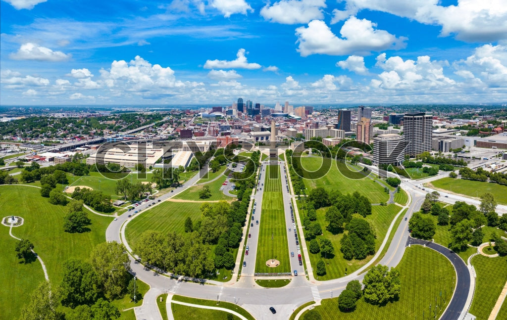 Aerial view of Kansas City skyline and lush green parks